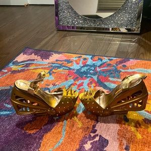 Handmade spiked and detailed Annie pinky wedges